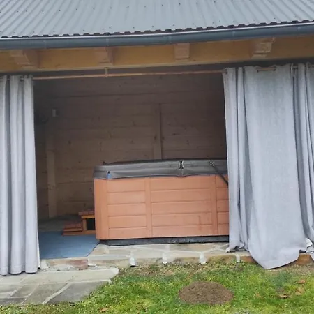 Dom U Mniszakow Witów