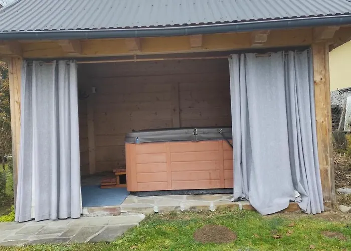 Dom U Mniszakow Витув